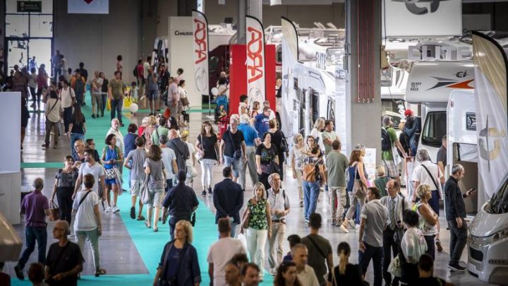 PER IL MONDO DEL CARAVAN E DEL TURISMO ALL’ARIA APERTA UNA NUOVA SFIDA CHE ARRIVA DALL’UMBRIA. AL SALONE DEL CAMPER DI PARMA PROTAGONISTA ANCHE IL BRAND UMBRO PROKUCH CON NUMEROSE NOVITÀ ATTENTE ANCHE ALLA SOSTENIBILITÀ AMBIENTALE.