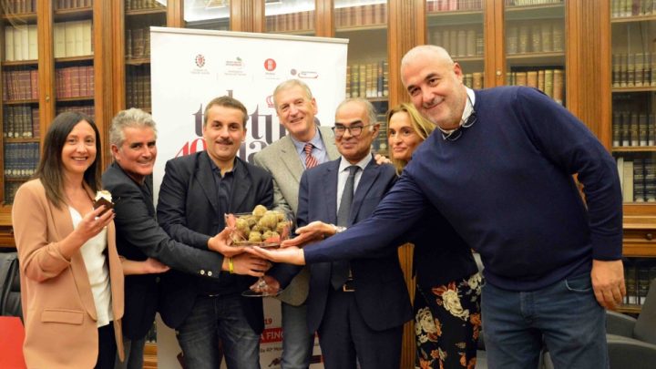 PRESENTATA LA 40ª MOSTRA DEL TARTUFO BIANCO DI CITTA’ DI CASTELLO