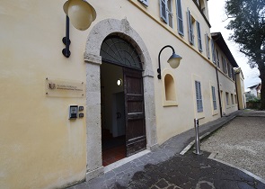 VILLA UMBRA: RICOSTRUZIONE, SVILUPPO URBANO, APPALTI E BILANCI AL CENTRO DEI CORSI DI NOVEMBRE