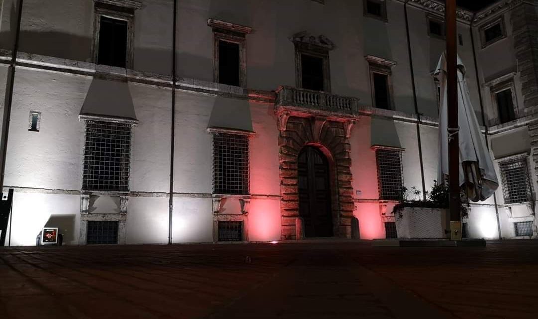 ACQUASPARTA, PALAZZO CESI ILLUMINATO DI ROSA PER LOTTA A TUMORI