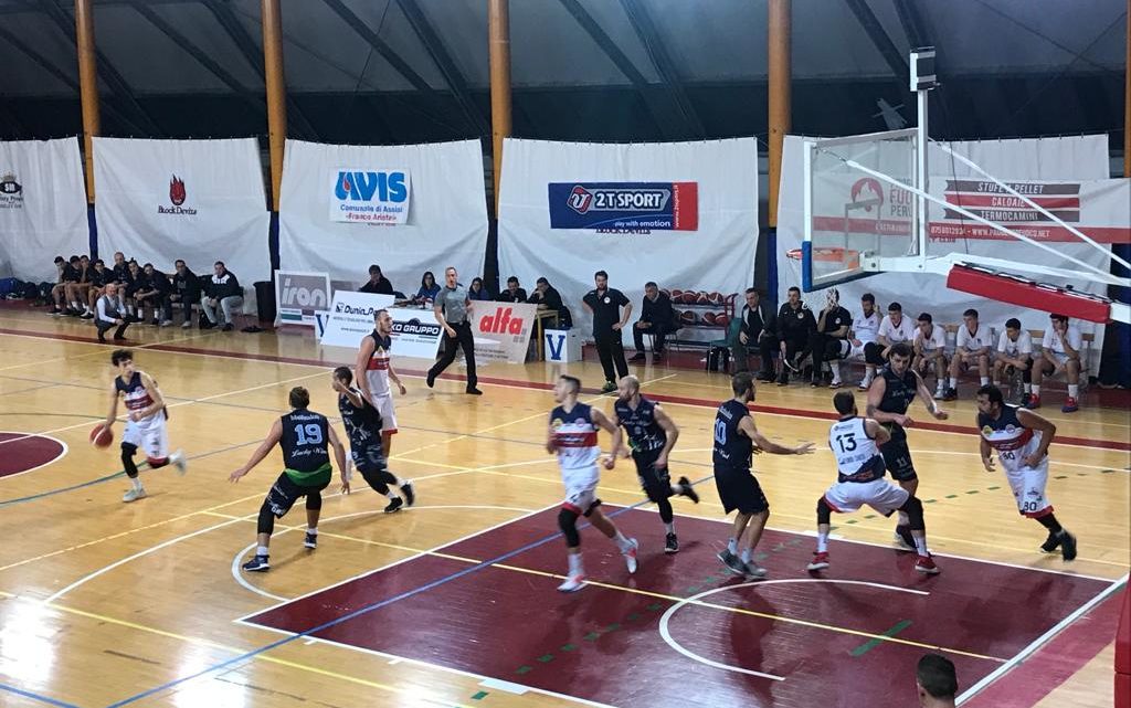 DERBY AVVINCENTE, AL PALASIR PASSA L’UBS FOLIGNO DOPO UN OVERTIME: 85-88 SU UNA VIRTUS SCIUPONA