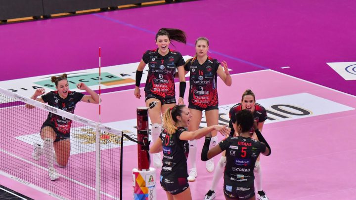 VOLLEY, NELLA GARA DI ANTICIPO BARTOCCINI FORTINFISSI PERUGIA OSPITA BRESCIA