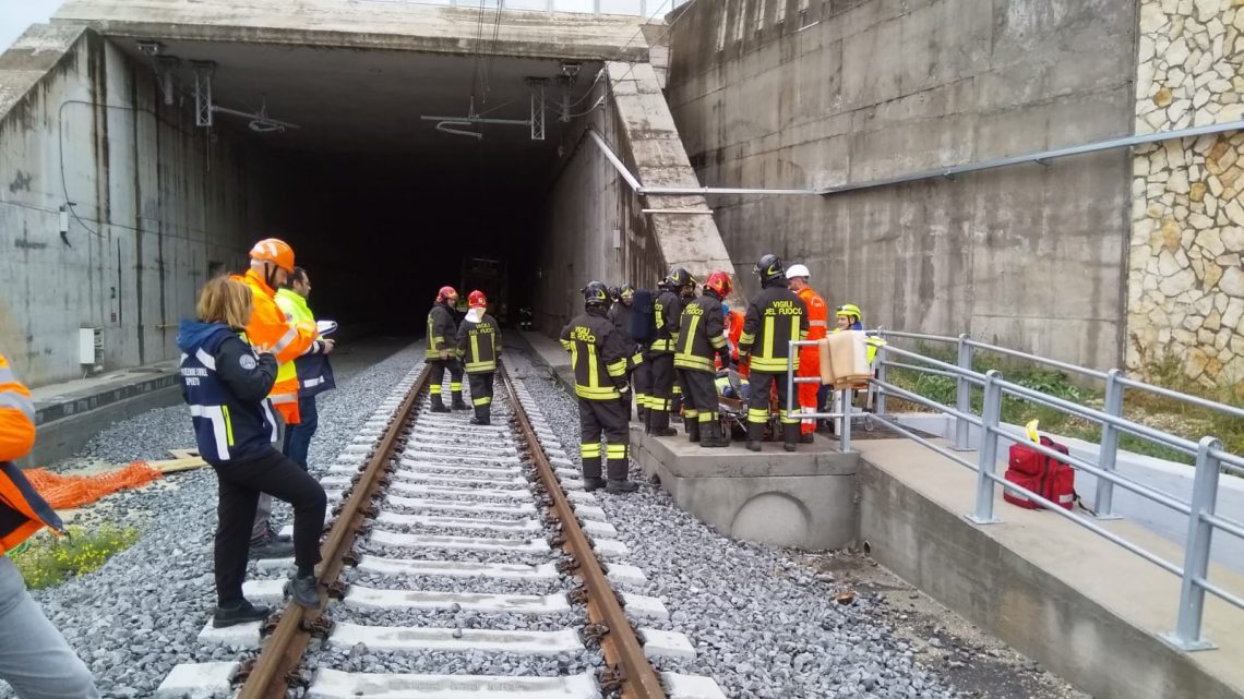 FS ITALIANE, FALCONARA-ORTE: ESERCITAZIONE DI EMERGENZA NELLA GALLERIA SAN GIACOMO