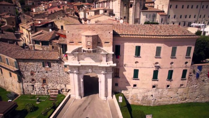 AMELIA, CITTÀ HA RICORDATO OGGI BOMBARDAMENTO SCUOLA MAESTRE PIE VENERINE, PERNAZZA: “MEMORIA NON SVANISCA MA SI TRAMANDI NEL TEMPO”