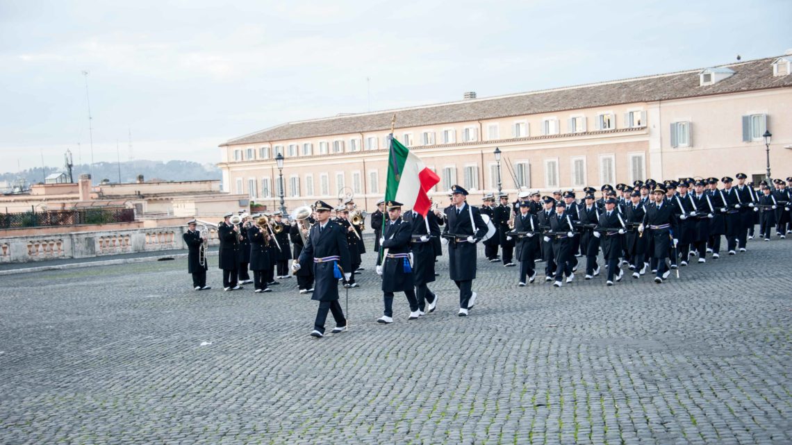 GUARDIA D’ONORE AL QUIRINALE PER GLI ALLIEVI MARESCIALLI DELL’AERONAUTICA MILITARE