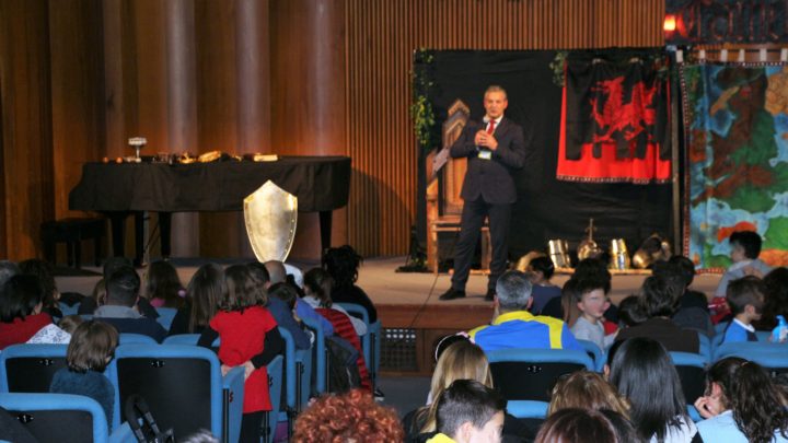 NATALE DEL FINANZIERE: SPETTACOLO DI BENEFICENZA A PALAZZO GAZZOLI E DONI NATALIZI PER I BAMBINI