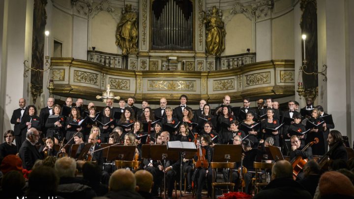  SI RINNOVA LA TRADIZIONE NATALIZIA CON IL 36° CONCERTO DI NATALE DELLA CORALE MARIETTA ALBONI