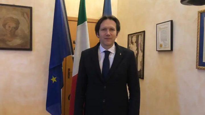 CONTRIBUTI PER GLI ASILI NIDO PRIVATI  E PER LE SCUOLE DELL’INFANZIA PARITARIE  CONNESSIONE VELOCE IN TUTTI I COMPRENSIVI  EDILIZIA SCOLASTICA: TAVOLI DI LAVORO PER GLI SPAZI