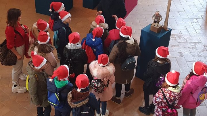 IL PRESEPIO CHE FA BOOM: MILLE STUDENTI A GUALDO TADINO PER IL PRESEPE NAPOLETANO