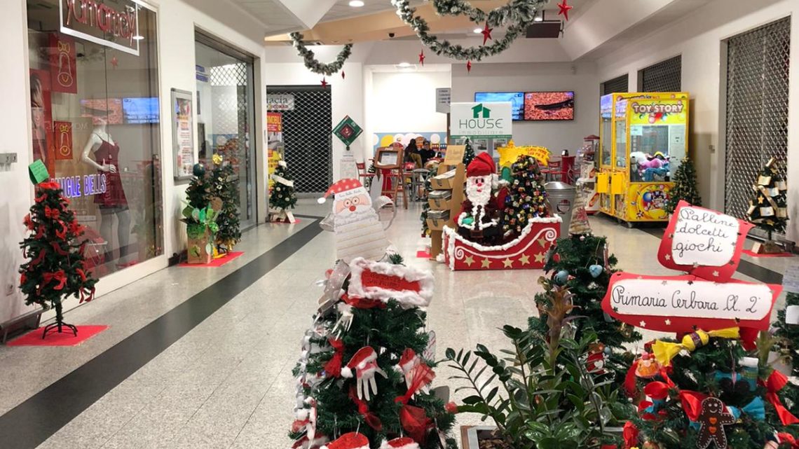 FESTA AL CENTRO COMMERCIALE ‘CASTELLO’: PREMIAZIONE DE ‘L’ALBERO DEI DESIDERI’
