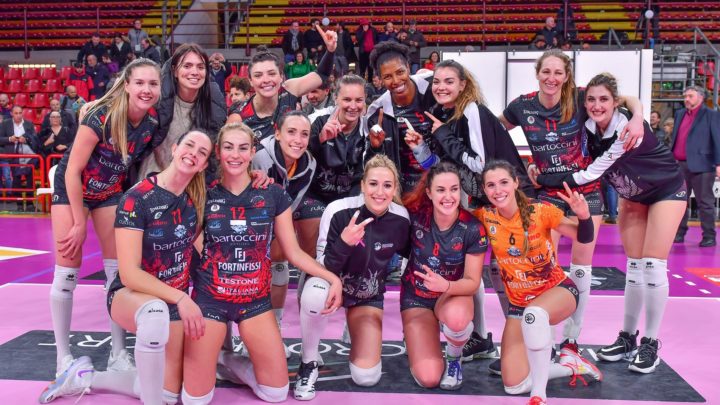 VOLLEY, IL NUOVO ANNO DELLA BARTOCCINI FORTINFISSI INIZIA CON UNA VITTORIA