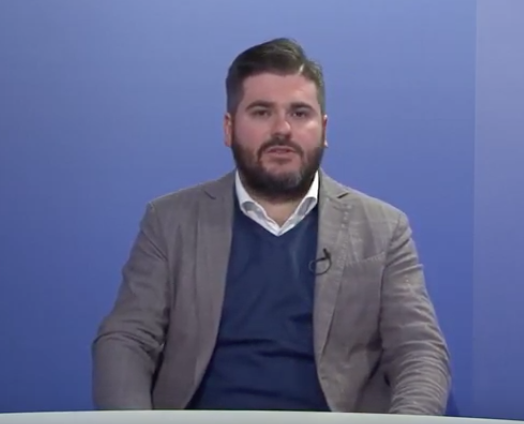 ACQUA PUBBLICA: “ASSESSORE MORRONI SI DICHIARA INCOMPETENTE CHIEDEREMO IL BLOCCO DELLE BOLLETTE” – NOTA DI DE LUCA (M5S) A MARGINE SEDUTA QUESTION TIME
