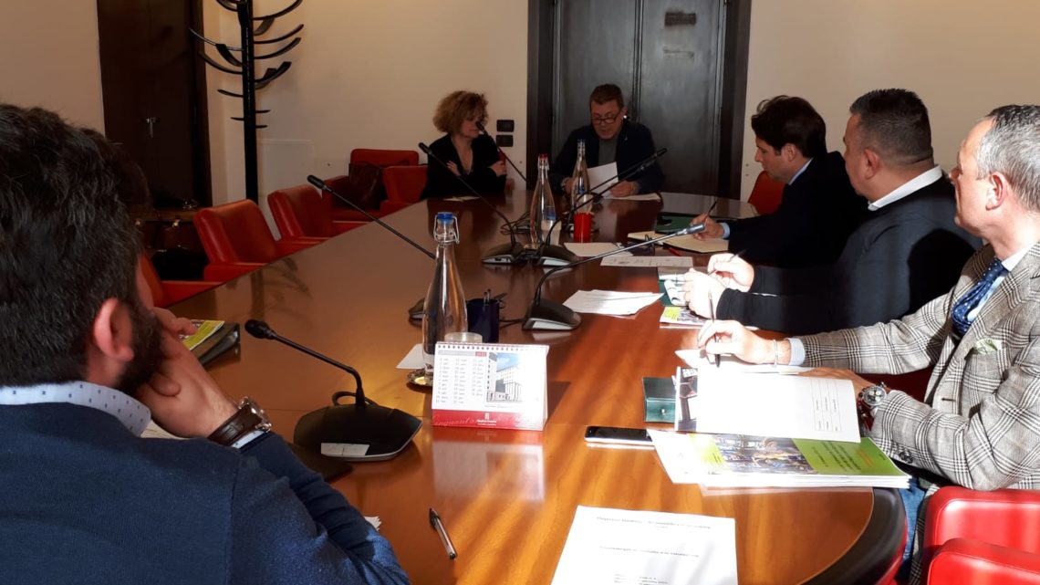 LUDOPATIA: AUDIZIONE DELL’ASSESSORE ALLA SANITÀ COLETTO IN COMITATO CONTROLLO E VALUTAZIONE – A BREVE APPROVAZIONE PIANO REGIONALE 2019-2021. NELLA PROSSIMA SEDUTA I DATI SU APPLICAZIONE LEGGE ‘21/2014’