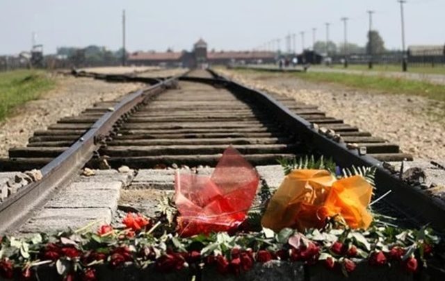 OLTRE IL VISIBILE CELEBRA LA GIORNATA DELLA MEMORIA