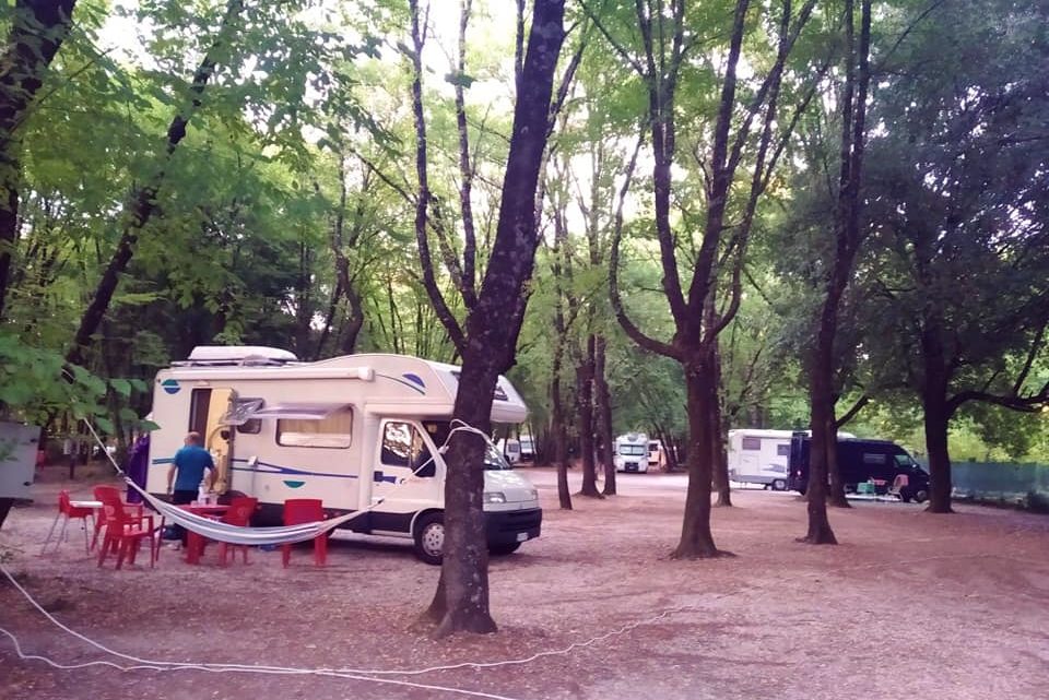 “LA CASCATA E DINTORNI”. A MARMORE IL TERZO RADUNO NAZIONALE DI CAMPER, CARAVAN, ROULOTTES