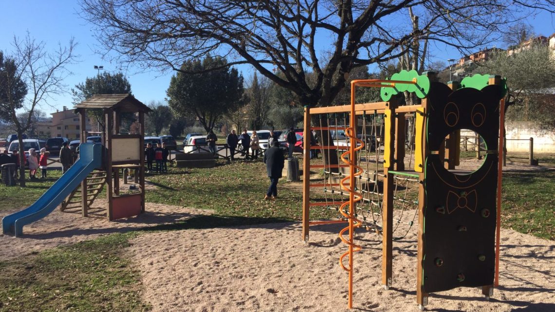 VILLA PITIGNANO, INAUGURATA AREA GIOCHI DONO DI PROLOCO E CENTRO SOCIOCULTURALE