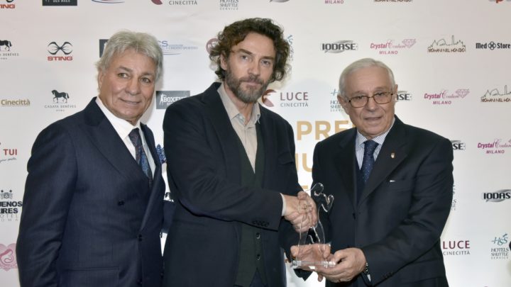 AL SALONE D’ONORE DEL CONI LA 4 EDIZIONE DEL PREMIO GIULIANO GEMMA MERCOLEDÌ 26 FEBBRAIO 2019 IL RICORDO DEL “CAMPIONE DI VITA” AMICO DELLA BOXE CELEBRATO ATTRAVERSO I PERSONAGGI CHE SI SONO DISTINTI NEL 2019 IN DIVERSI CAMPI: PUGILATO, SPORT, CINEMA, ARTE E MUSICA.