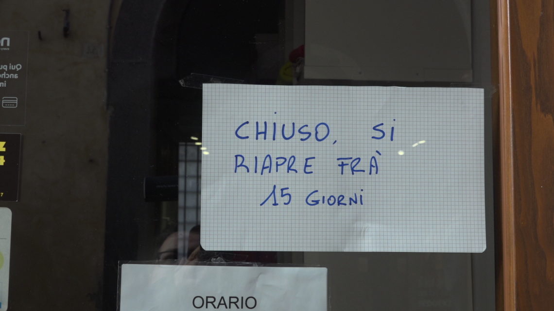CORONAVIRUS: ORDINANZA DELLA REGIONE UMBRIA PER CHIUSURA ATTIVITÀ COMMERCIALI IL 25 E 26 APRILE E 1 MAGGIO