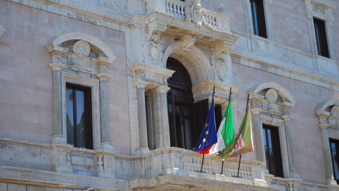 CORONAVIRUS: ASSICURARE ATTIVITÀ ISTITUZIONALI ESSENZIALI; MANTENERE APERTO CONFRONTO IN CONFERENZA CAPIGRUPPO, TRA ESECUTIVO E ASSEMBLEA SU SITUAZIONE E SCELTE – NOTA UFFICIO DI PRESIDENZA