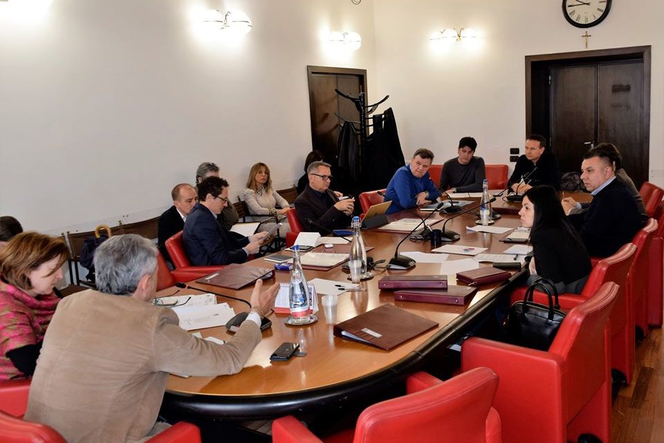 EX FCU: “SUPERARE DUOPOLIO DI GESTIONE TRASPORTO FERROVIARIO TRA TRENITALIA E BUSITALIA” – IN SECONDA COMMISSIONE AUDIZIONE DEL SINDACATO OR.S.A. SU SITUAZIONE INFRASTRUTTURA