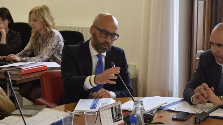PRIMA COMMISSIONE: ILLUSTRATO IL BILANCIO DI PREVISIONE DELL’ASSEMBLEA LEGISLATIVA DELL’UMBRIA – SPESA RIDOTTA DI 700MILA EURO