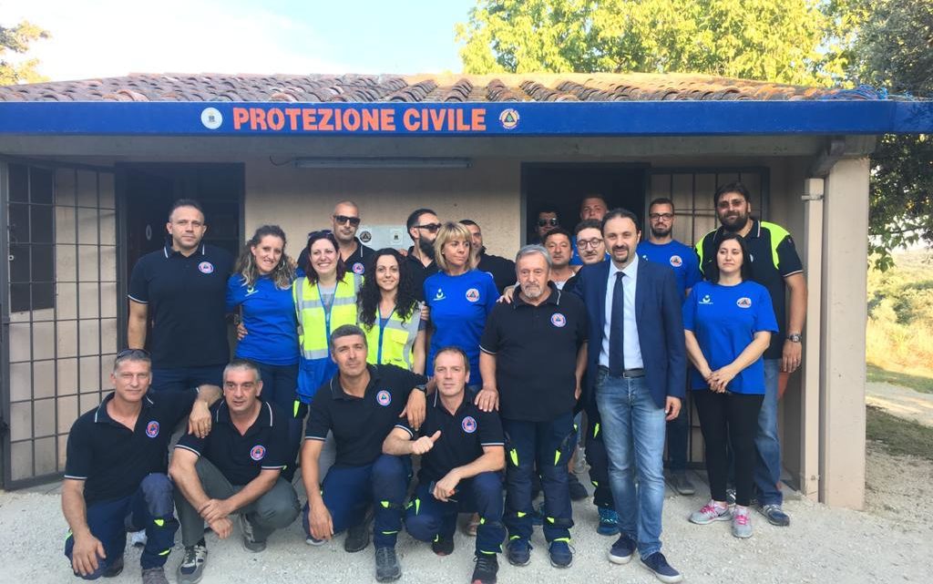 #ILVOLONTARIATONONSIFERMA  A LUGNANO IN TEVERINA I VOLONTARI DELLA PROTEZIONE CIVILE CONSEGNANO SPESA E FARMACI