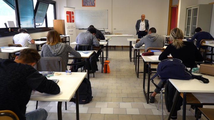 CORONAVIRUS, I GEOMETRI PROPONGONO LEZIONI ONLINE AGLI STUDENTI CAT