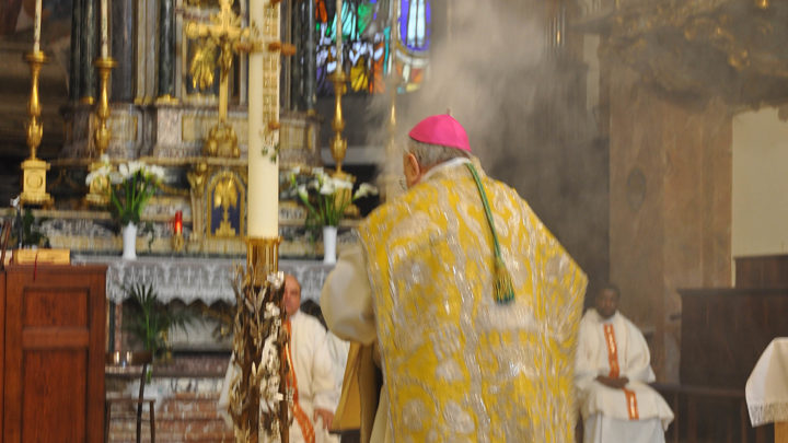 IN DIOCESI SONO SOSPESE LE RIUNIONI IN PRESENZA E LE ATTIVITA’ ORATORIALI FINO AL 14 NOVEMBRE – CONTINUANO LE CELEBRAZIONI IN CHIESA