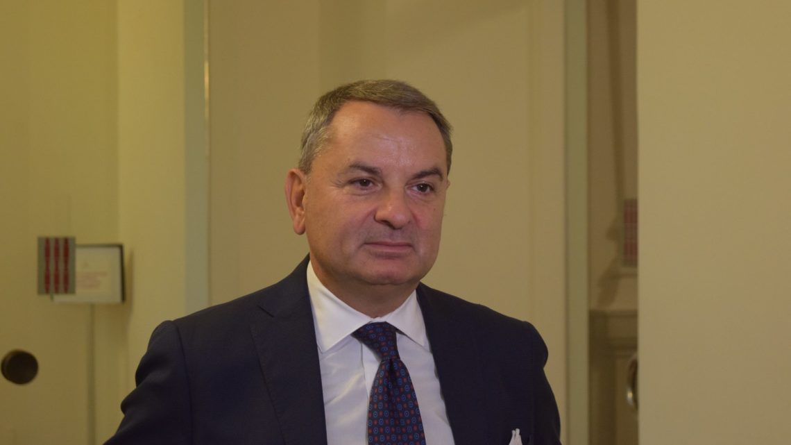 CORONAVIRUS: “LA GIUNTA TORNI AD OCCUPARSI DEL FUTURO DEL TURISMO, IN CONCRETO E CON GLI OPERATORI. INTERCETTARE FLUSSI INTERNI” – PAPARELLI (PD) ANNUNCIA INTERROGAZIONE