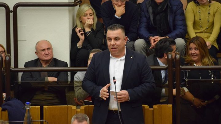 CORONAVIRUS: “AUMENTO PREZZI DI BENI PRIMA NECESSITÀ È SCELTA INGIUSTIFICATA” – NOTA DI PASTORELLI (LEGA) “CHIEDERÒ A GIUNTA DI INTERVENIRE”