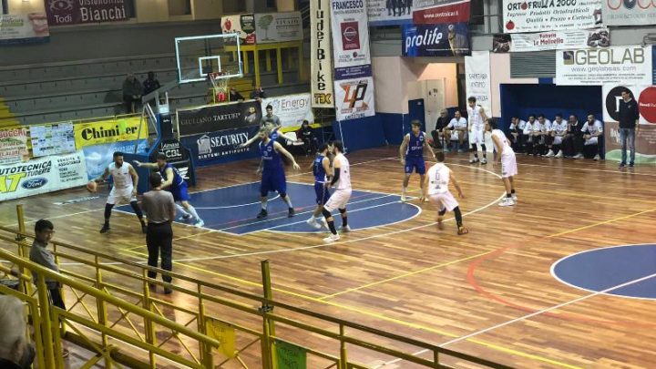 15 SOCIETÀ DI MARCHE ED UMBRIA SCRIVONO AL PRESIDENTE FIP PETRUCCI. TUTTE LE PROPOSTE PER IL BASKET DEL FUTURO