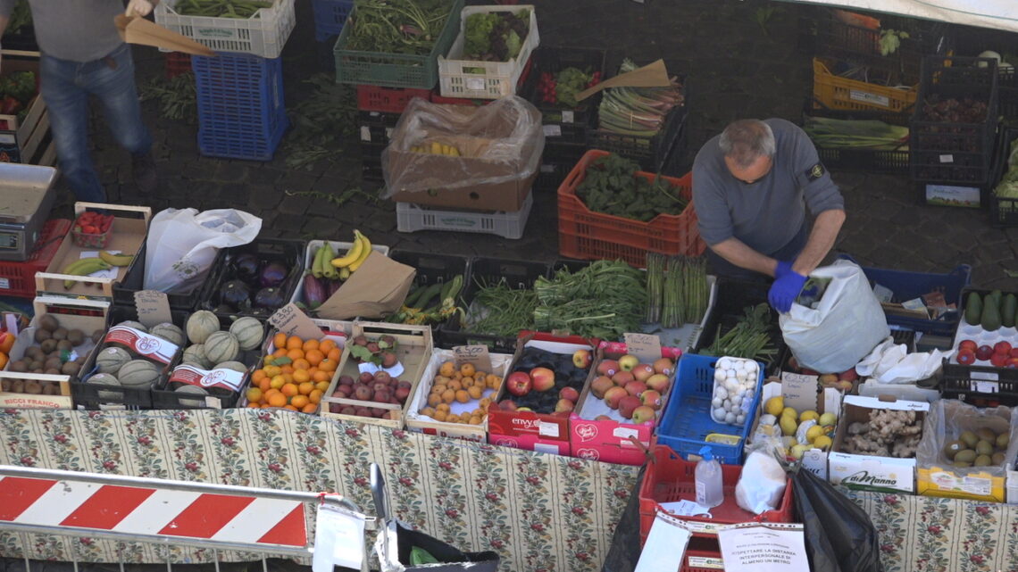COVID-19, NARNI, ORDINANZA DE REBOTTI RIPRISTINA VENDITA TOTALE MERCI IN MERCATI SETTIMANALI