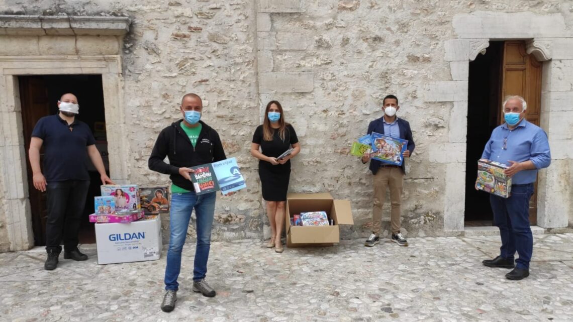 GIOCATTOLI E MATERIALE DIDATTICO PER I BIMBI DELLA VALNERINA TERNANA