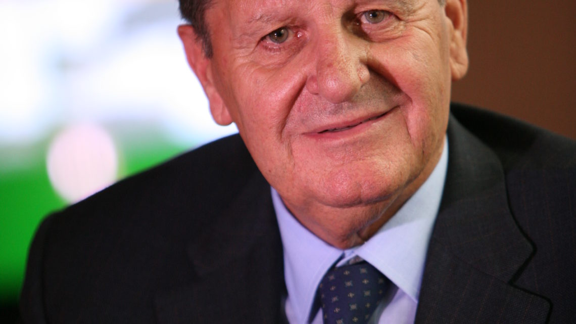 L’ULTIMO ABBRACCIO AL PRESIDENTE DI COLACEM GIOVANNI COLAIACOVO