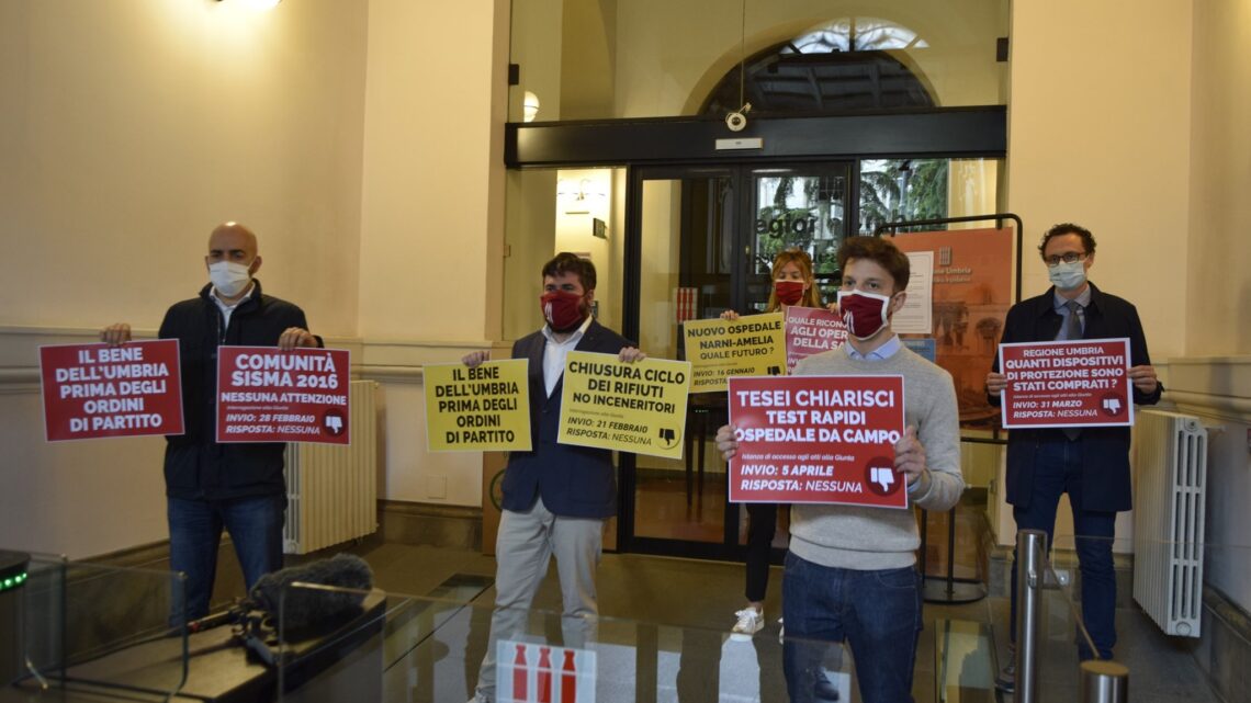 POLITICA: “ABBANDONATA L’AULA PER AFFERMARE LEGALITA’ E TRASPARENZA. CHIESTO INCONTRO URGENTE AL PREFETTO” – NOTA DI PD, M5S, GRUPPO MISTO