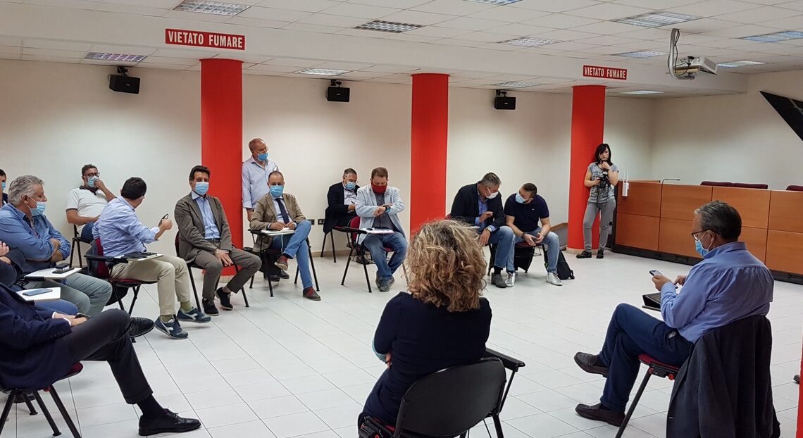 AST: I SINDACATI HANNO INCONTRATO PARLAMENTARI ED EURODEPUTATI