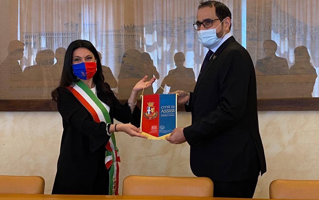 DAGLI EMIRATI ARABI UNITI  UN AIUTO A 1000  FAMIGLIE BISOGNOSE