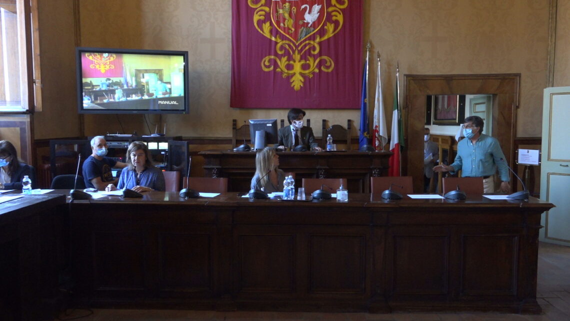 RATIFICA DI VARIAZIONI D’URGENZA AL BILANCIO DI PREVISIONE 2020/2022