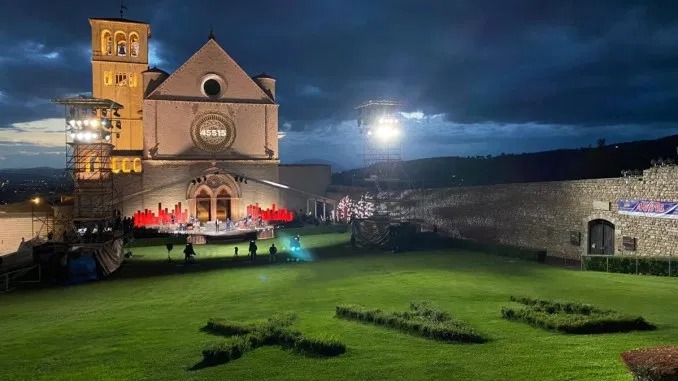 IL CONCERTO “CON IL CUORE” E’ STATO  UNO SPOT STRAORDINARIO PER LA CITTA’