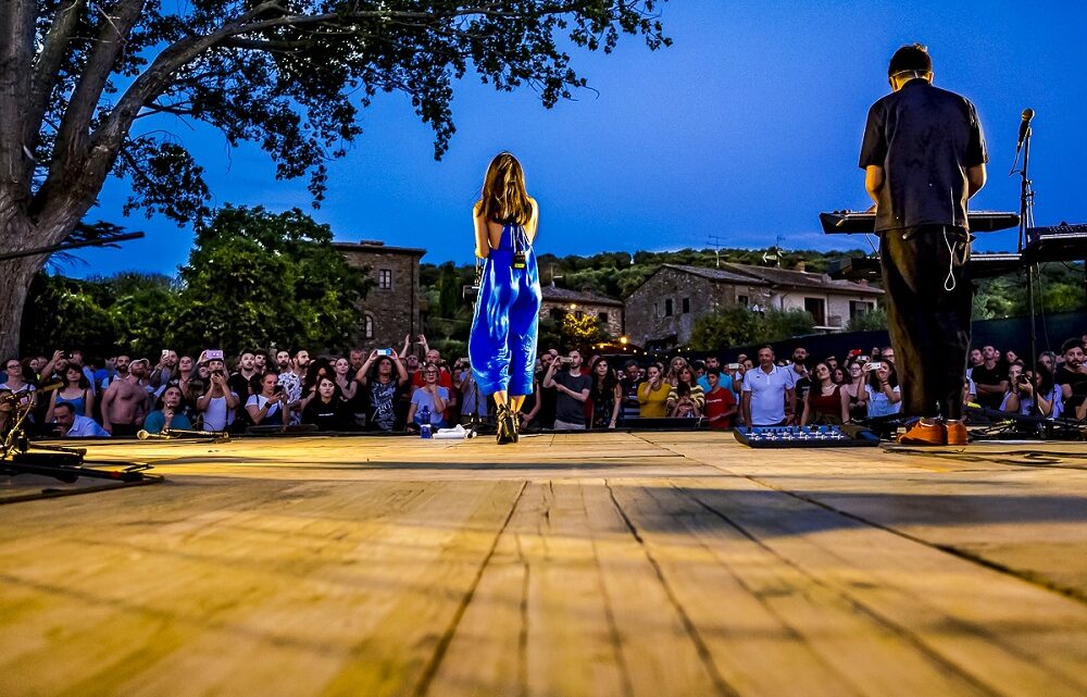 FESTIVAL MOON IN JUNE “SPECIAL EDITION”  CAMPO DEL SOLE (TUORO SUL TRASIMENO) / SESTA EDIZIONE CON NUOVE DATE, LOCATION E PRIMI NOMI:  LA SESTA EDIZIONE SI SVOLGERÀ IL 21-22-23 AGOSTO 2020 AL CAMPO DEL SOLE DI TUORO.