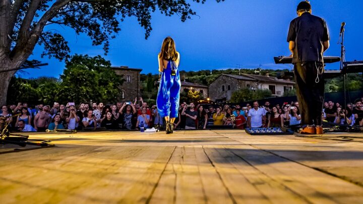 FESTIVAL MOON IN JUNE “SPECIAL EDITION”  CAMPO DEL SOLE (TUORO SUL TRASIMENO) / SESTA EDIZIONE CON NUOVE DATE, LOCATION E PRIMI NOMI:  LA SESTA EDIZIONE SI SVOLGERÀ IL 21-22-23 AGOSTO 2020 AL CAMPO DEL SOLE DI TUORO.