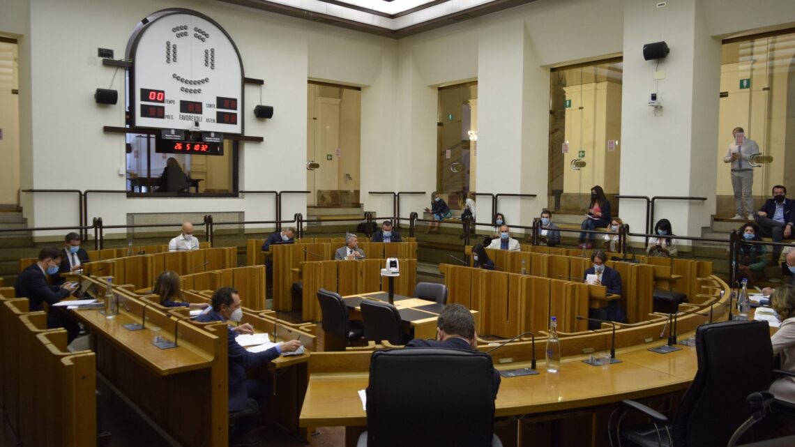 LAVORI D’AULA: APPROVATA ALL’UNANIMITÀ MOZIONE DI SQUARTA E PACE (FDI) PER ULTERIORI RISORSE PER FONDI ‘RE START’