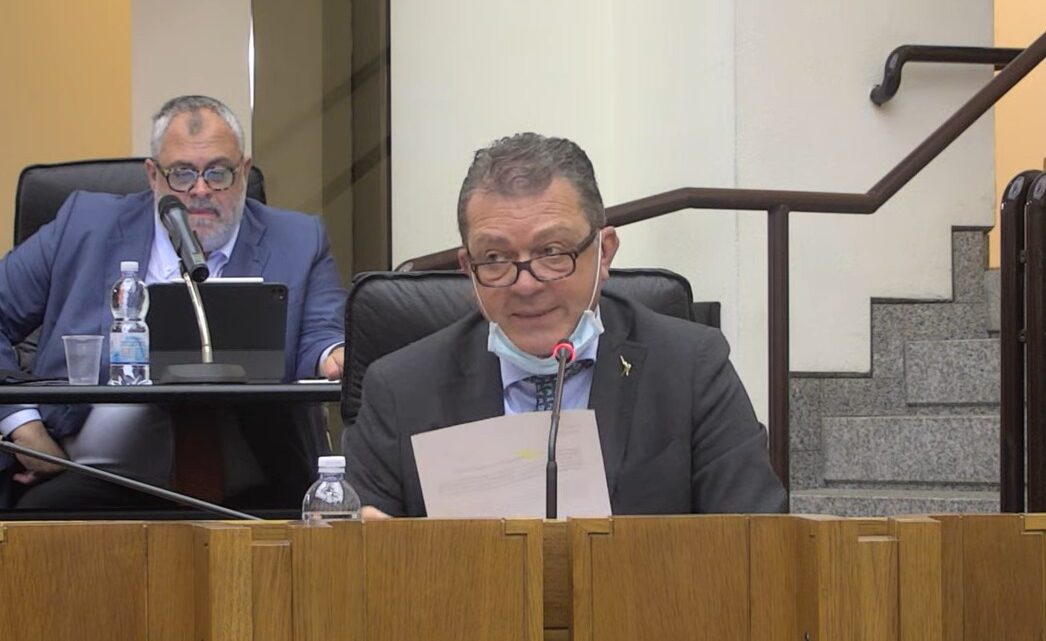 QUESTION TIME: “SOSPENSIONE FERIE PERSONALE TECNICO E SANITARIO ASL 1”- MANCINI (LEGA) INTERROGA ASSESSORE COLETTO CHE RISPONDE: “PROVVEDIMENTO REVOCATO”