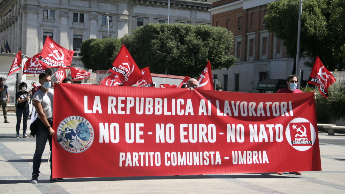 IL PARTITO COMUNISTA UMBRIA HA MANIFESTATO NEL GIORNO DELLA FESTA DELLA REPUBBLICA