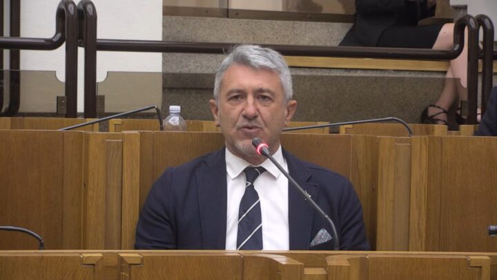 COVID: “CONSENTIRE L’UTILIZZO DEGLI ANTICORPI MONOCLONALI ANCHE IN ITALIA PER IL TRATTAMENTO DI TUTTI I PAZIENTI” – MANCINI (LEGA) ANNUNCIA MOZIONE