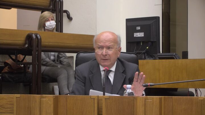 FCU, ASSESSORE MELASECCHE: “IL PD DA CITTÀ DI CASTELLO SU SCHERZI A PARTE. È CARNEVALE: PRIMO PREMIO PER LA MASCHERA PIÙ RIUSCITA AL CONSIGLIERE REGIONALE CHE, TRAVESTITO DA PINOCCHIO, SPARA MENZOGNE CON RARA MAESTRIA”