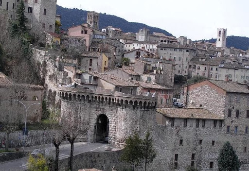 COVID-19, NARNI: COMUNE POTENZIA SERVIZIO NAVETTA