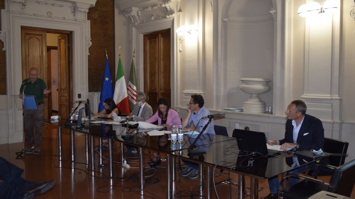 VETERINARIA: “SANITA’ PUBBLICA E SICUREZZA ALIMENTARE DOPO COVID 19” – AUDIZIONE DI SECONDA E TERZA COMMISSIONE CON L’INTERSINDACALE MEDICA