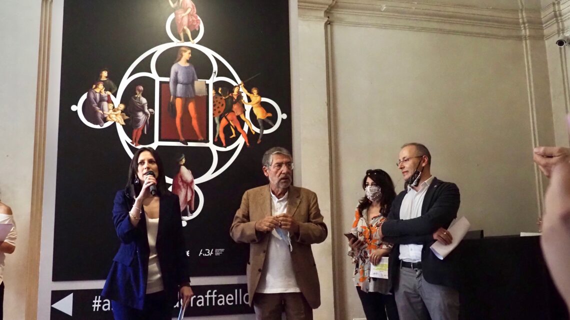 TRA REALE E VIRTUALE PALAZZO BALDESCHI RIAPRE AL PUBBLICO CON UNA PREVIEW DELLA MOSTRA DEDICATA A RAFFAELLO