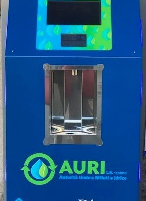 DISTRIBUTORE DI ACQUA ALLA SPINA NEL PALAZZO COMUNALE PER ELIMINARE L’USO DELLA PLASTICA